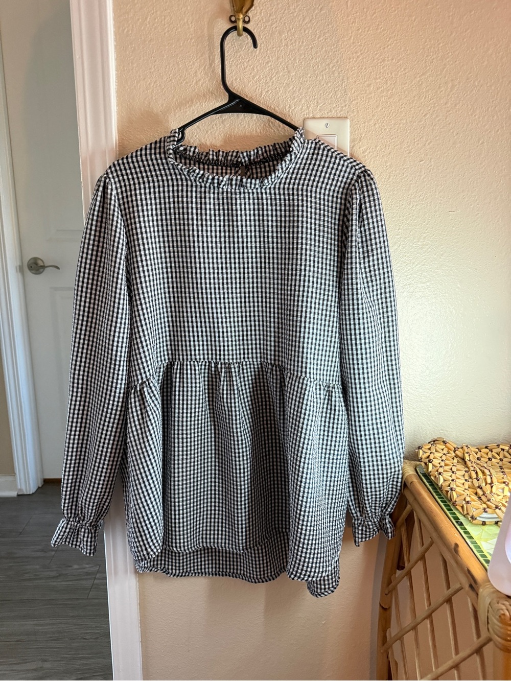 Universal Thread Black and White Gingham Ruffle-Neck Peplum Blouse